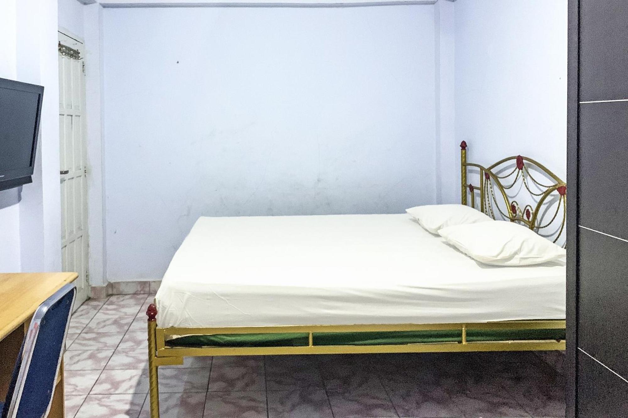 Oyo 91757 Surya Hotelneartaman Anggrek Pkk Watansoppeng Lalabata Buitenkant foto